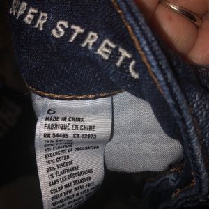 Size 6 super stretch American eagle cut off shorts